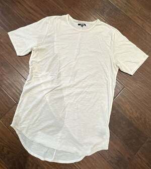 Jackson Longline T-Shirt Size XL Off White Curved Hem